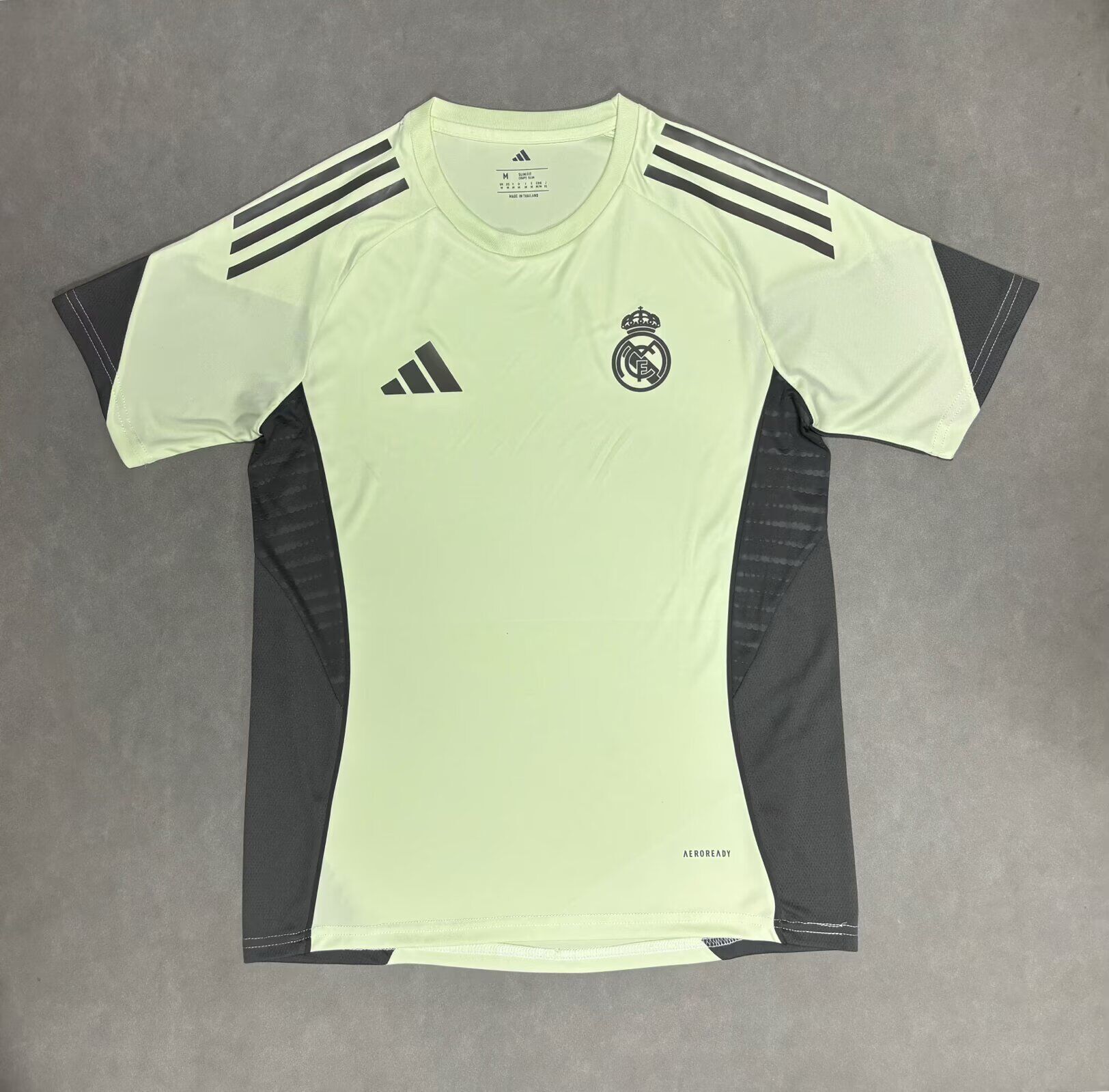 AAA Quality Real Madrid 25/26 Light Green/Grey Training Jersey